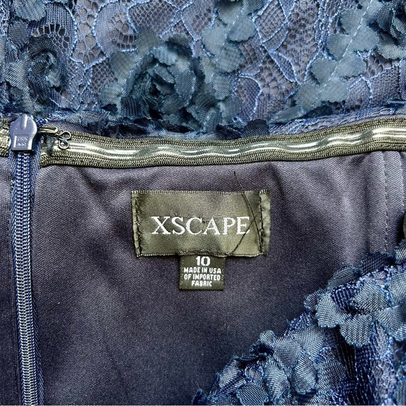 XSCAPE 3D Floral Lace Off-The-Shoulder Dress Navy Blue Faux Wrap Size 10 - Picture 11 of 11